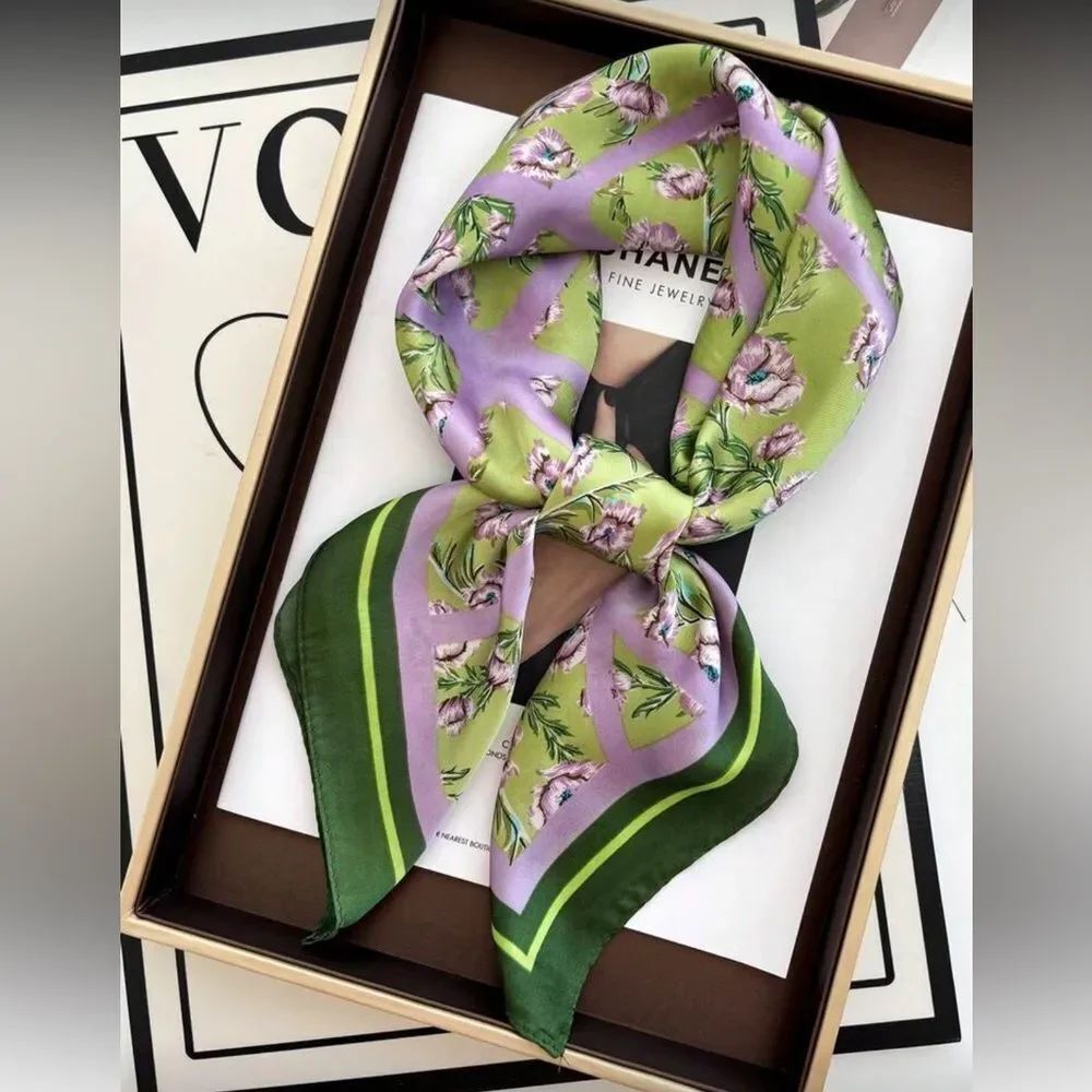 Floral Scarf in Green and Purple S74